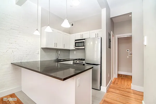 Rented by Citi Habitats | media 7