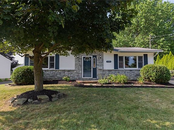 2nd image of 2244 Lynnwood Dr