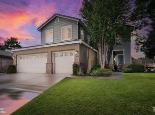 12106 Fairburn Way, Bakersfield, CA 93312