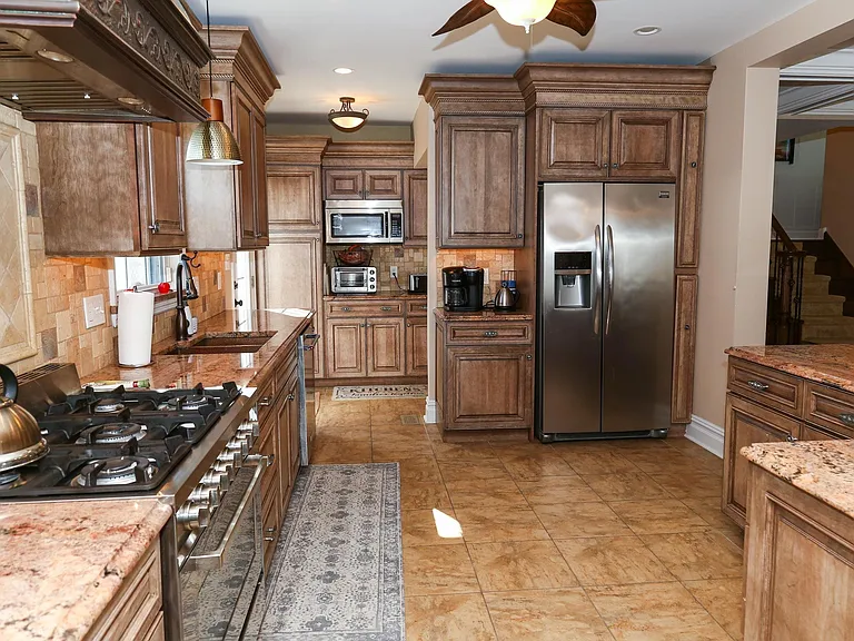 5216 Waterview Dr — Photo 50