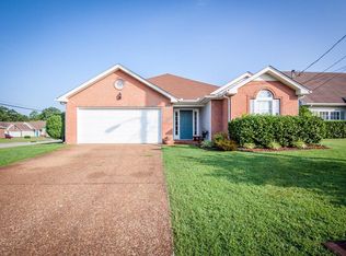 1813 Lakewood Village Dr, Antioch, TN 37013