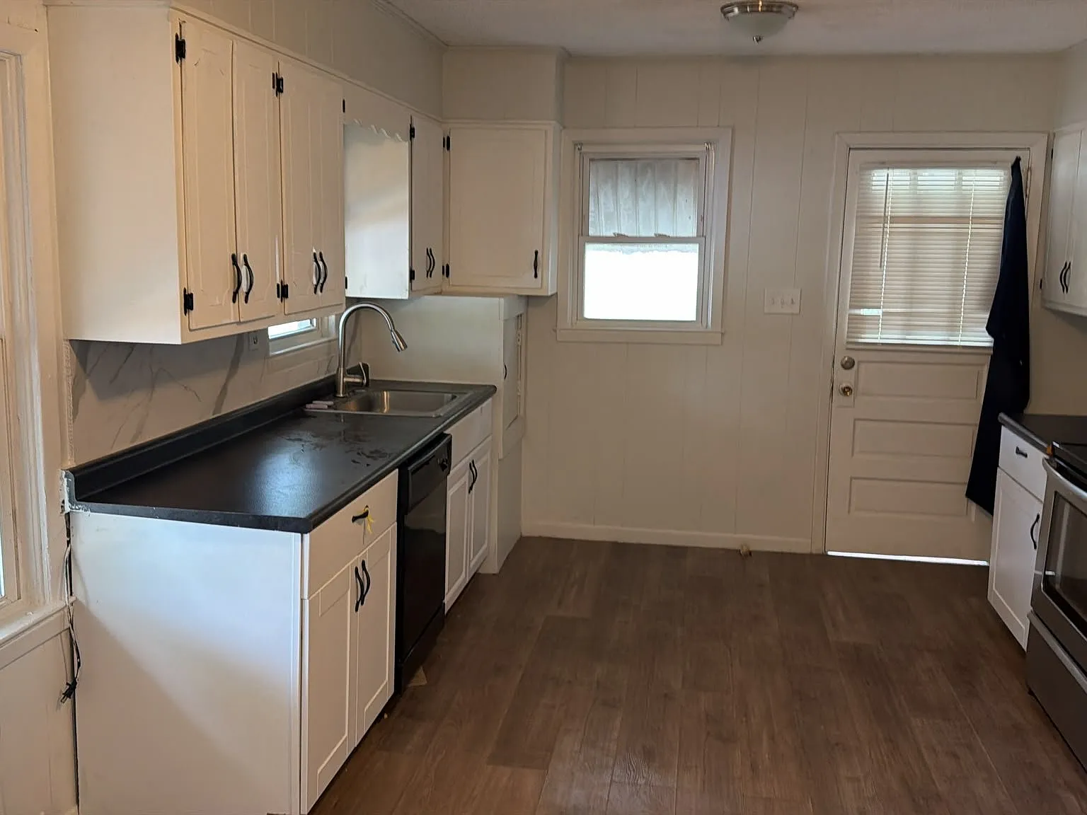 3 bedroom 2 bath Union home — Photo 2