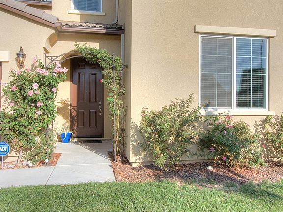 2nd image of 3656 N Shelly Ave