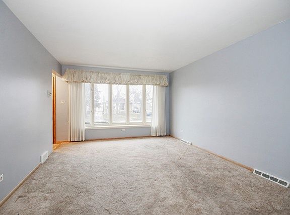 2nd image of 9113 S Trumbull Ave