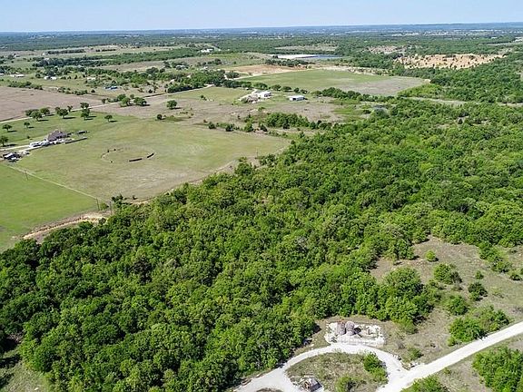 5th image of 208 County Road 3526