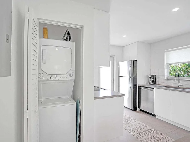 625 NE 13th Ave #3 — Photo 21