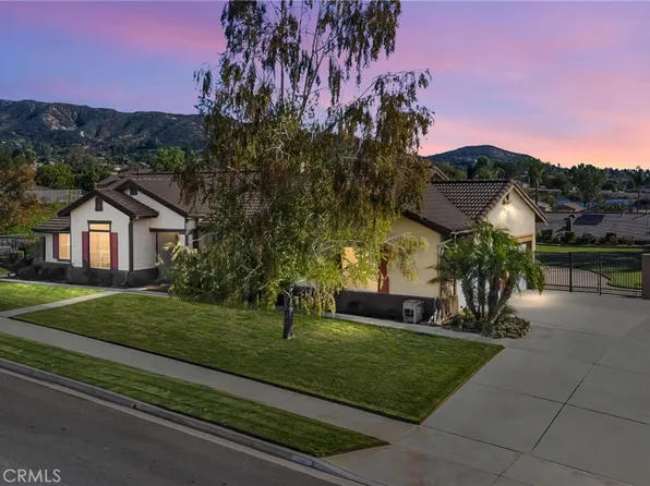 35377 Shade Tree Rd, Yucaipa, CA 92399