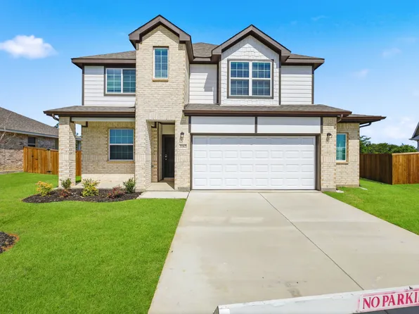 3163 Manchester Dr, Cleburne, TX 76031