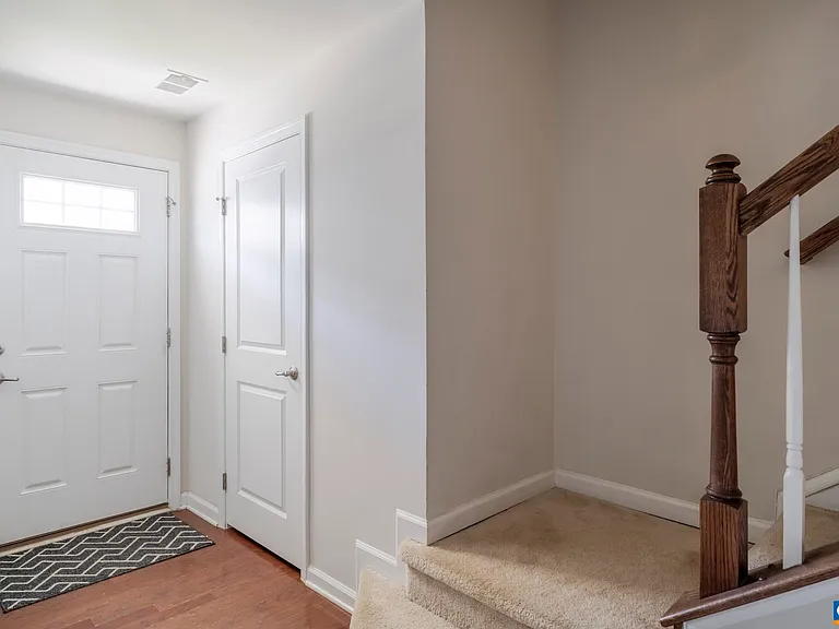 2052 Elm Tree Ct — Photo 19