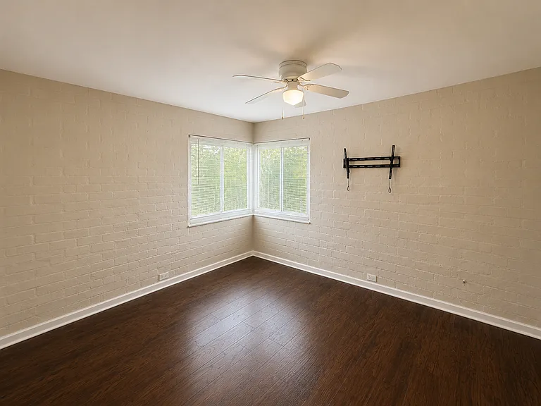 445 1/2 E Alisal Way — Photo 24