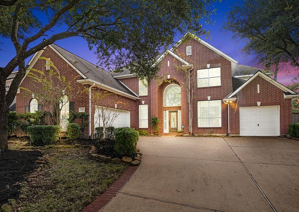 Welcome to 9639 Audubon Park, a beautiful traditional brick elevation home in The Manor section.