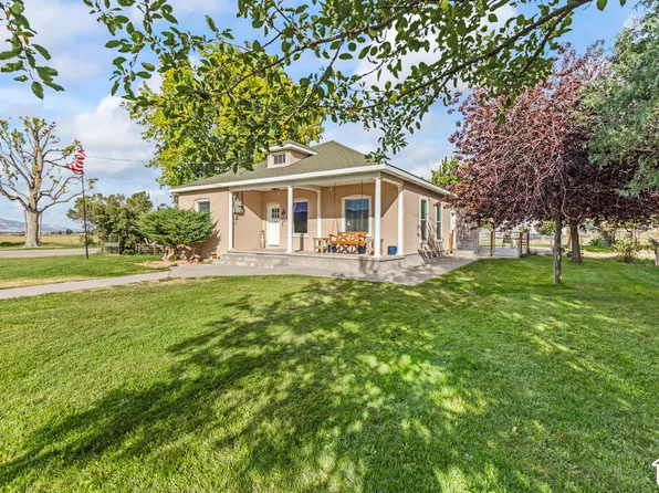 492 N 200 E, Monroe, UT 84754