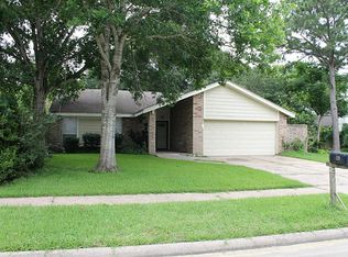 520 Dawn Dr, League City, TX 77573