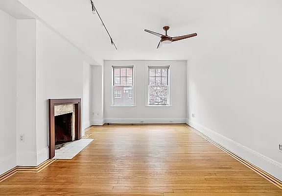 4th image of 35-42 77th St APT 22