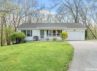 1894 Four Mile Rd NE, Grand Rapids, MI 49525