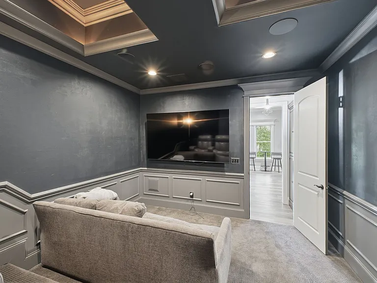 9617 Portofino Dr — Photo 39