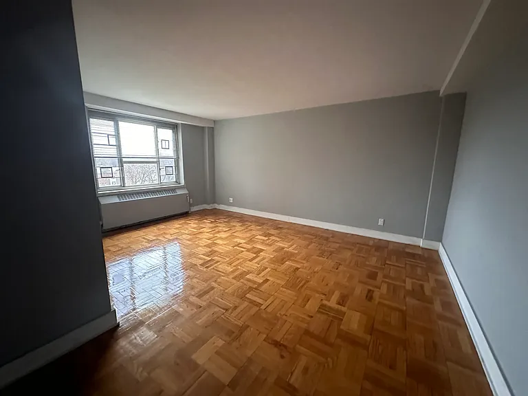 196-11 69th Ave #1A — Photo 5