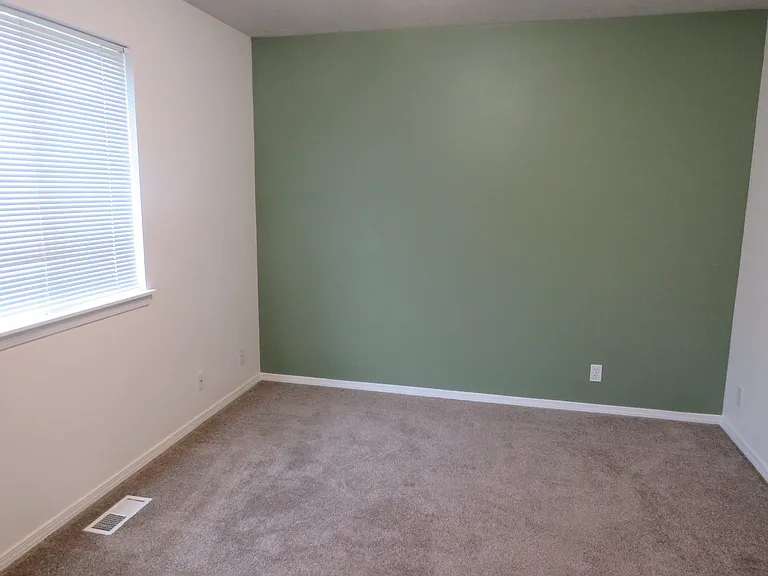 2112 S Longmont Ave — Photo 19