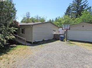 18386 Oak Dr, Brookings, OR 97415