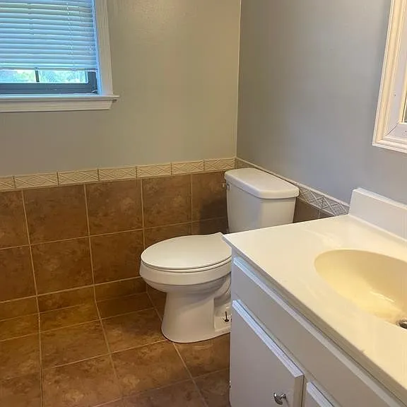 6605 Denham Ct — Photo 13