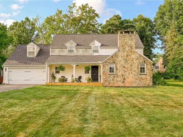 119 E Garfield Rd, Aurora, OH 44202