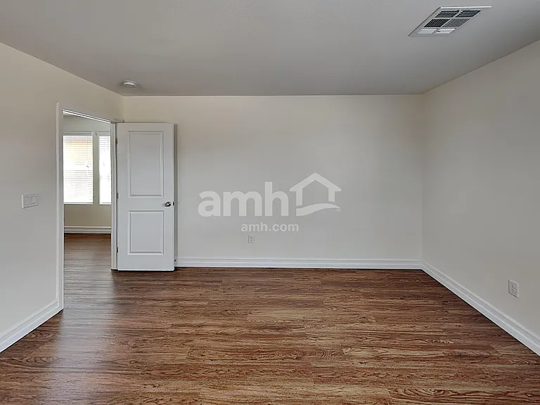 5804 Petronius St — Photo 8