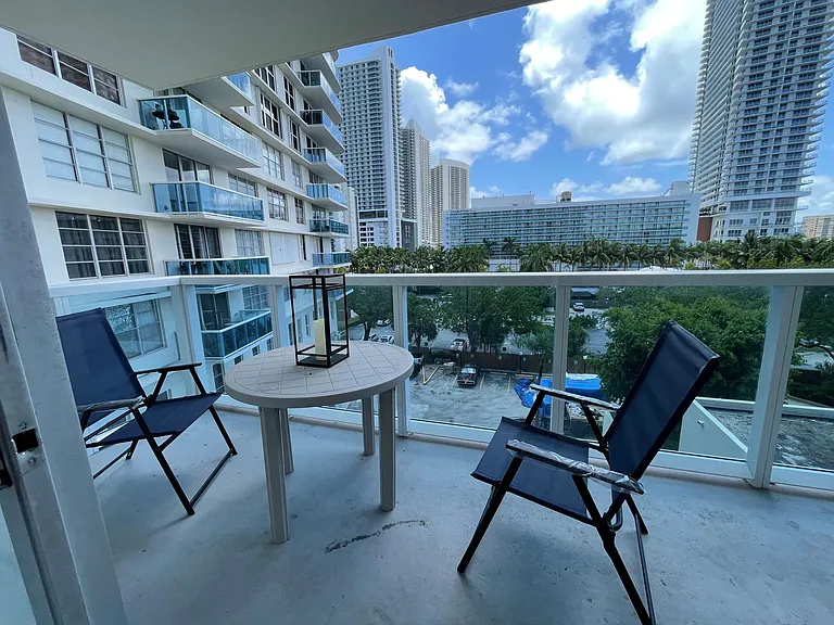 3800 S Ocean Dr #410 — Photo 15