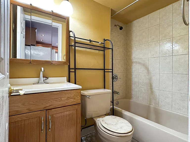 175 Keating Pl #1 — Photo 5