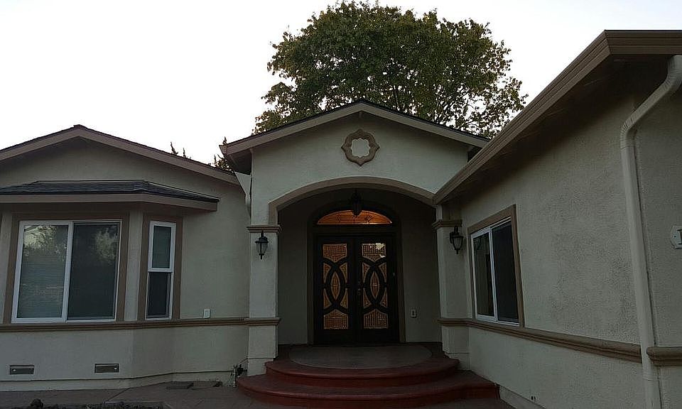 1st image of 1087 Danbury Dr