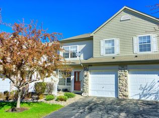 7722 Bluebonnet Blvd, Chanhassen, MN 55317