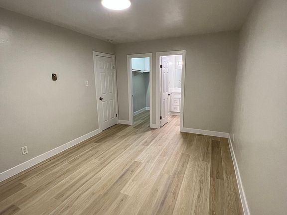 5th image of 265 Woodlawn Ave APT 3