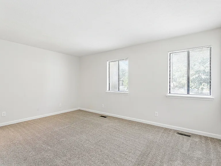 Arbor - Bedroom 2
