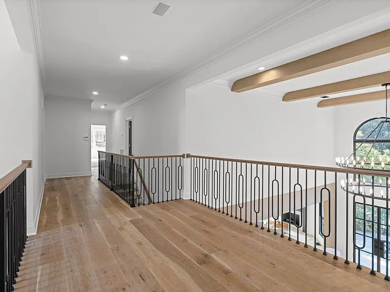 1103 Centennial Dr — Photo 94