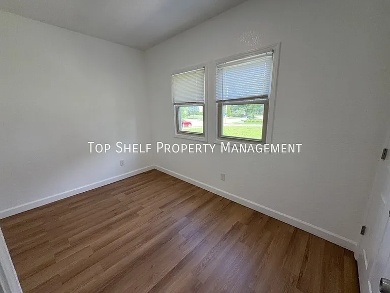 1145 21st St #1 — Photo 5