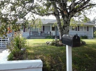 411 Picketts Corners Rd, Saranac, NY 12981