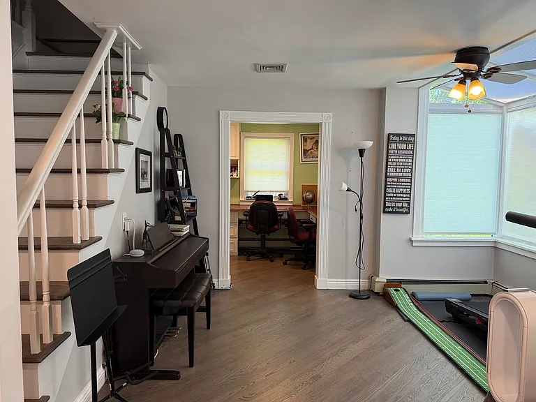 121 Newcomb Rd — Photo 16
