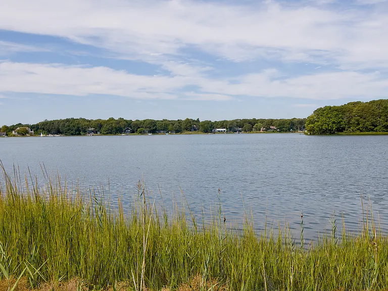 4 Long Point Rd — Photo 24