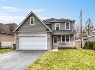 219 Elm Ave, Mundelein, IL