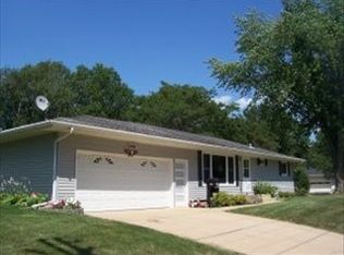 1905 33rd St NW, Rochester, MN 55901