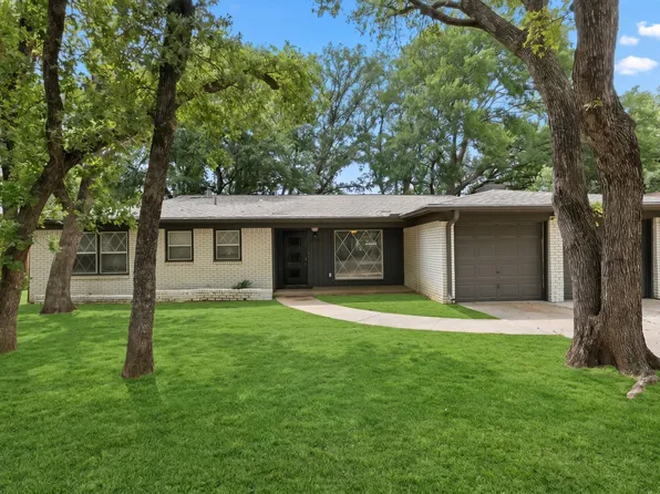 1508 Grantland Cir, Fort Worth, TX 76112