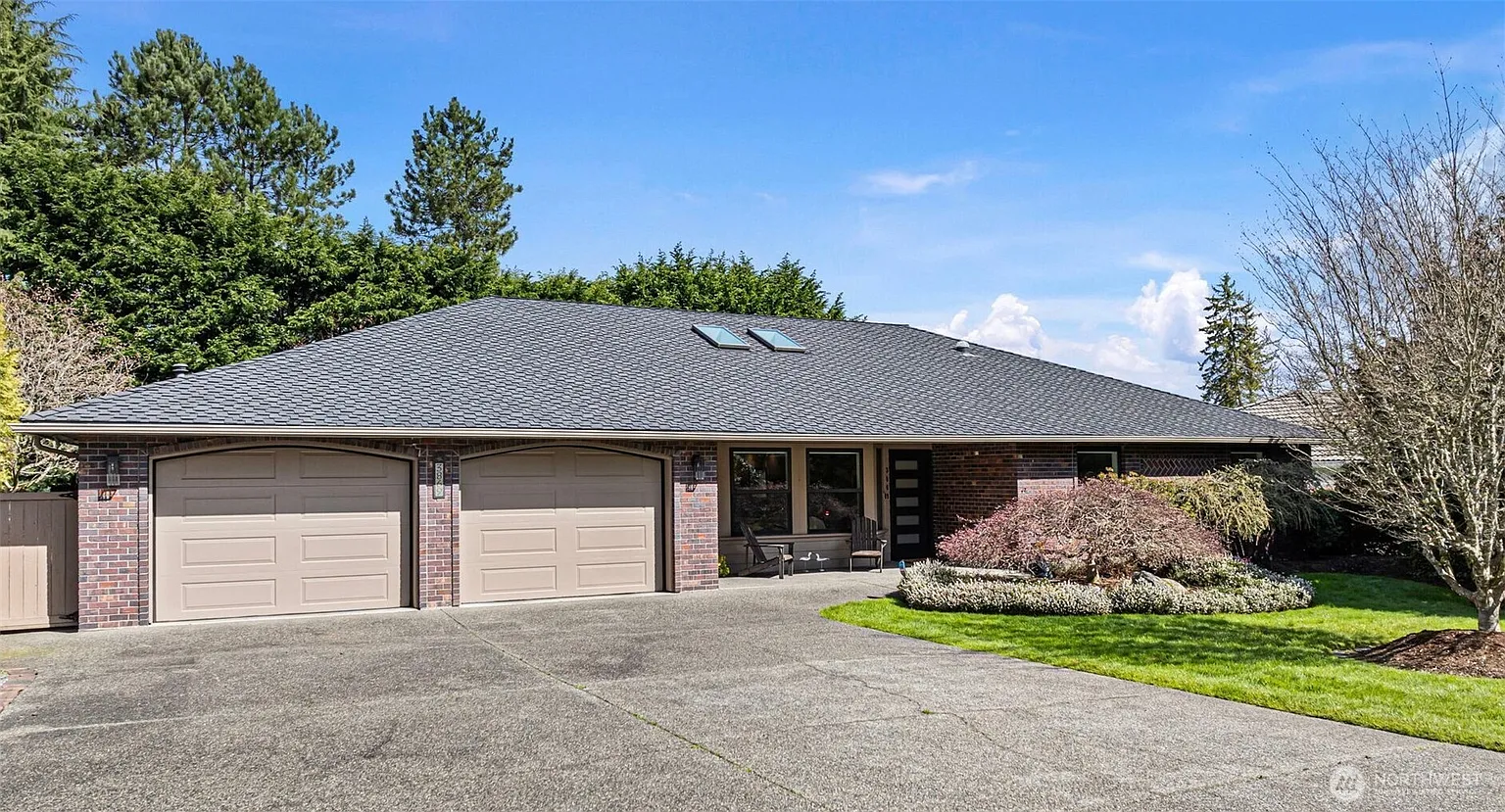 3869 Regatta Court photo 1