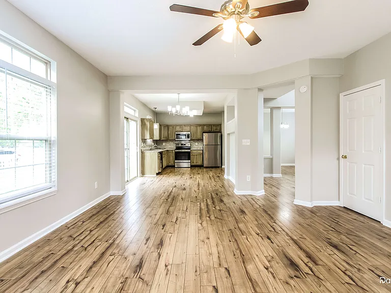 6602 Farley Cir — Photo 5