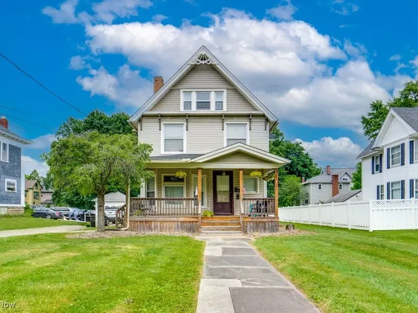 121 E Highland Ave, Ravenna, OH 44266