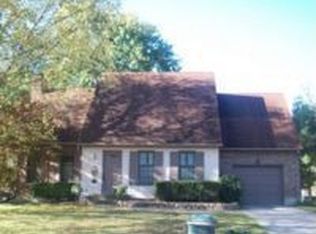 3018 Creek Ridge Dr, New Albany, IN 47150