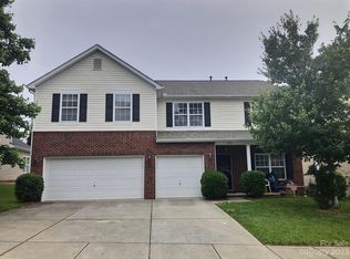 3832 Caldwell Ridge Pkwy, Charlotte, NC 28213