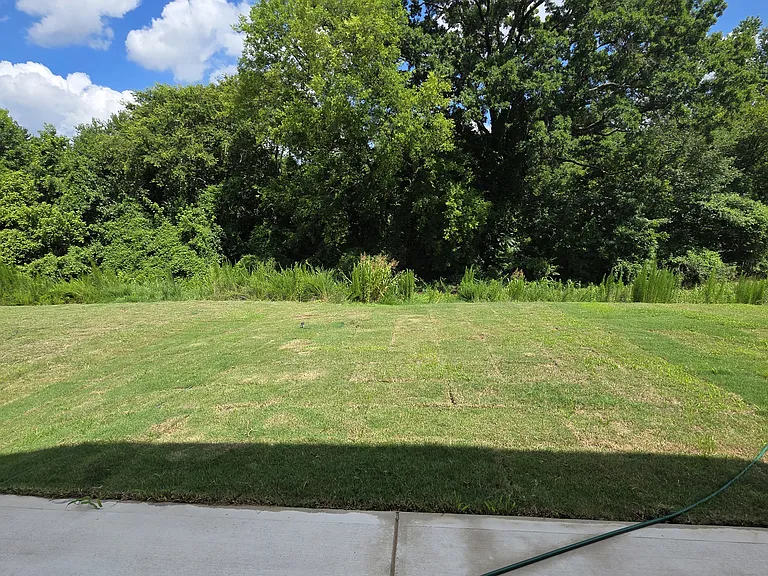 1628 Secrest Commons Dr — Photo 30