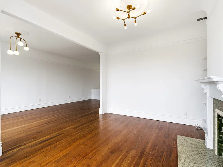 2854 Sacramento St — Photo 14