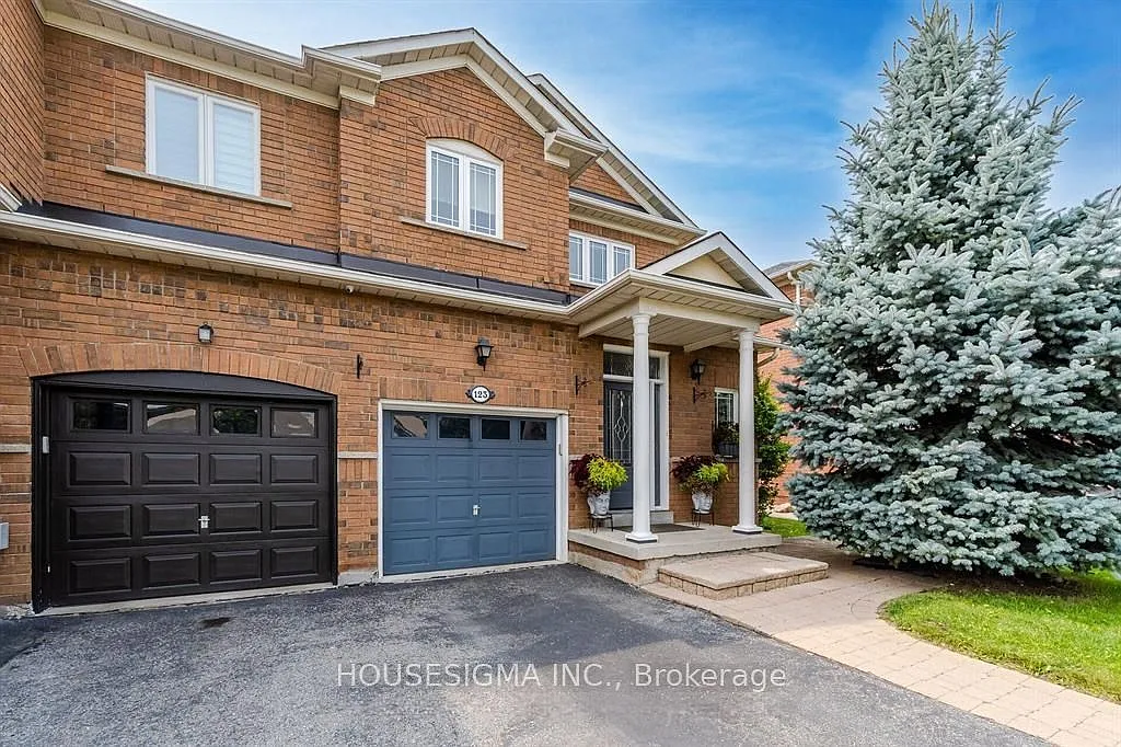 Building Photo - 123 Wildberry Cres