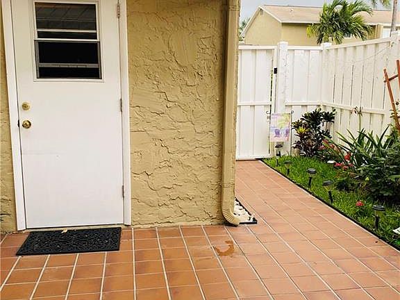 5th image of 6687 Cape Hatteras Way NE APT 1