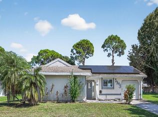 1343 SE Vestridge Ln, Port Saint Lucie, FL 34952